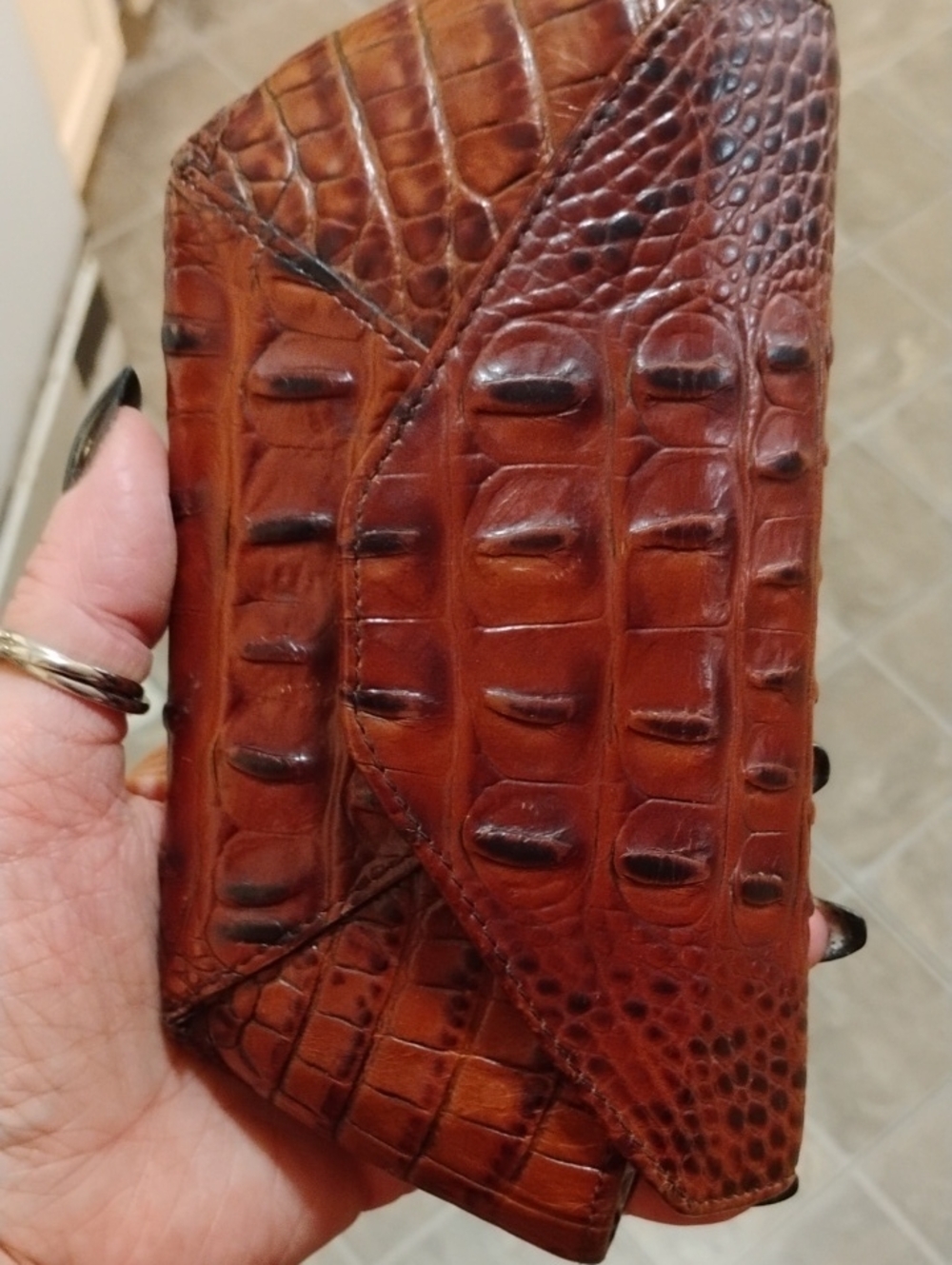 Brahmin Black Croc-Embossed Messenger Bag/:Satchel & FREE Walnut Case - Picture 14 of 16